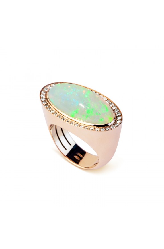 Anello con Opale Ovale e Diamanti  - Valadier shop online